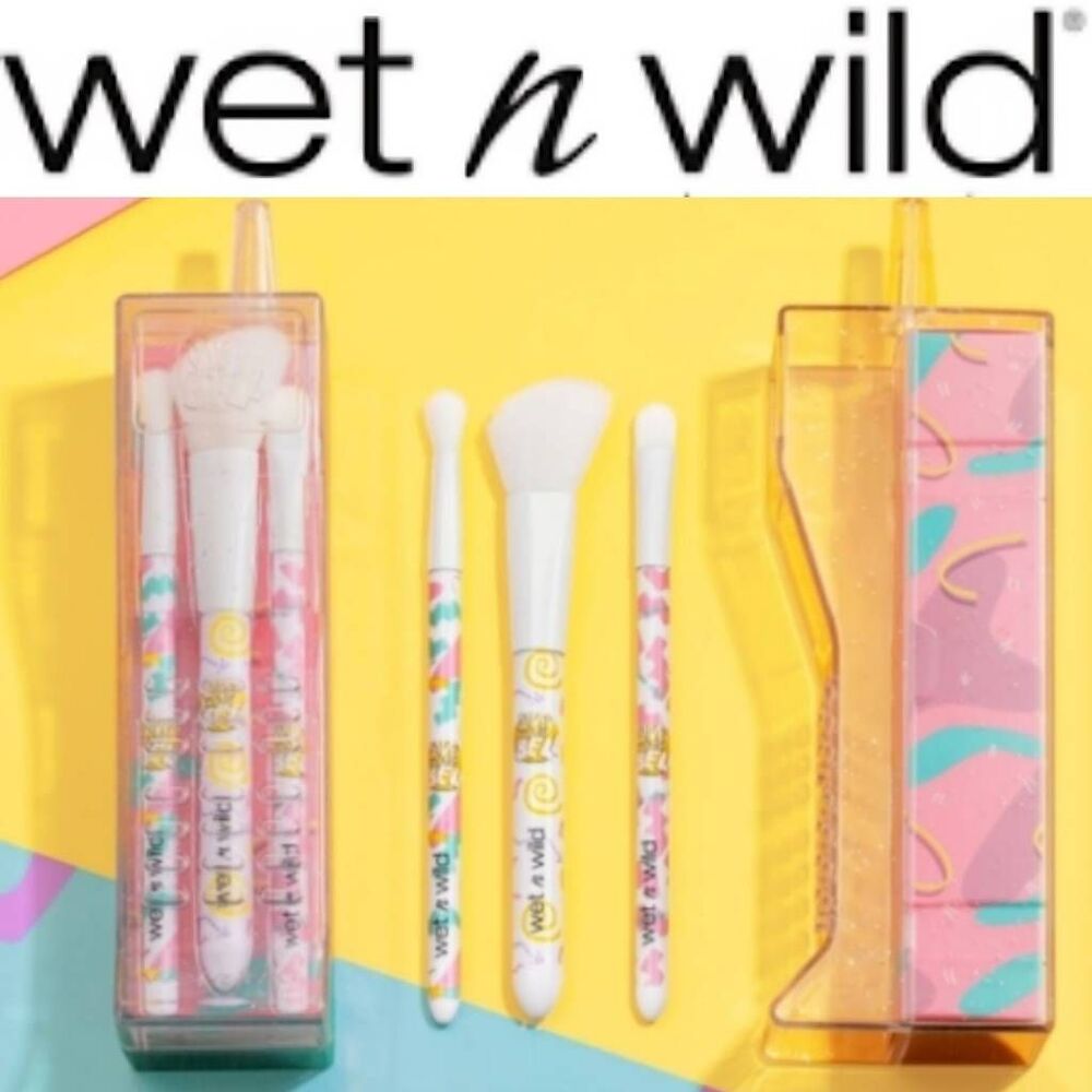 Wet N Wild & Saved By The Bell Brush Set